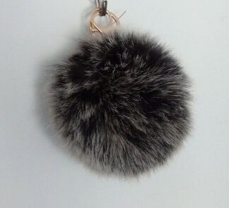 Stor pompon nøglering eller vedhæng i 6 forskellige farver
